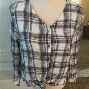 Size Small Front Tied Flannel
